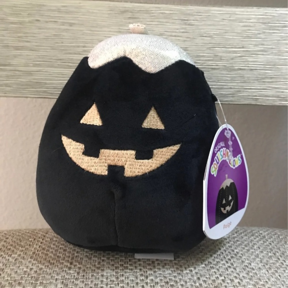 Squishmallows Halloween Paige 5”